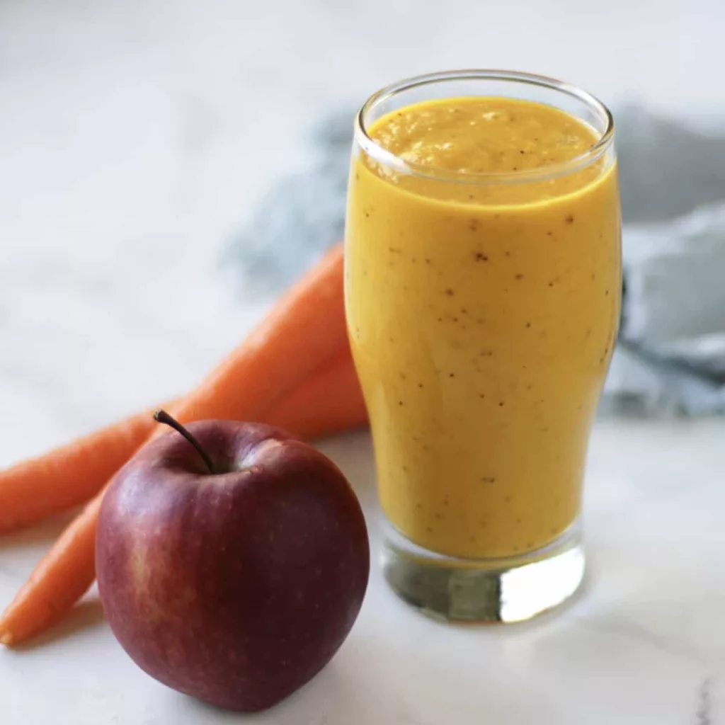 smoothie apples and carrots