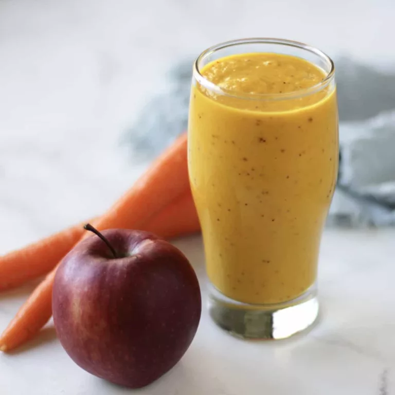 smoothie apples and carrots